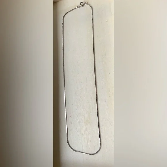 NIB STG SILVER solid flat serpentine chain Vintage 15” - Picture 6 of 10